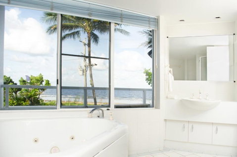 Ulysses 1 - Hervey Bay Accommodation 4