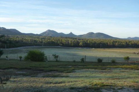 Yakkalla Holiday Cottage - Hervey Bay Accommodation 4