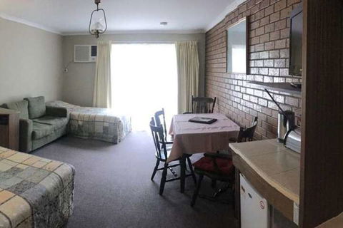 Cardigan Lodge Motel - Hervey Bay Accommodation 5
