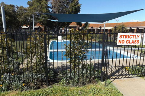 Rivergum Motel - Tourism Hervey Bay 2