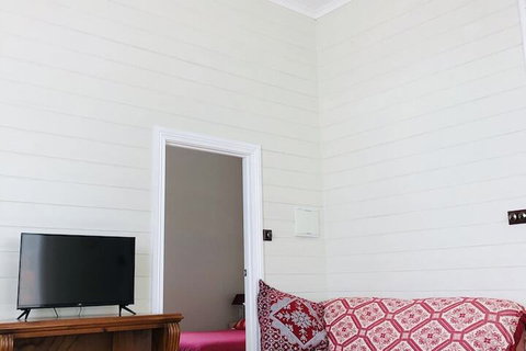 Kananook Heritage House - Hervey Bay Accommodation 5