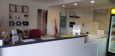 Alexander Motel - Hervey Bay Accommodation 2
