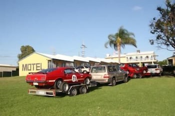 Alexander Motel - Hervey Bay Accommodation 0