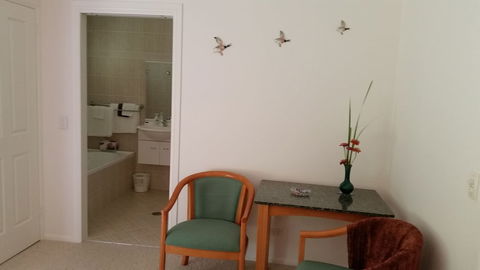 Mescal's At Pampoolah B&B - Hervey Bay Accommodation 4