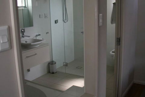 Chaucer Palms Boutique Bed & Breakfast - Hervey Bay Accommodation 6