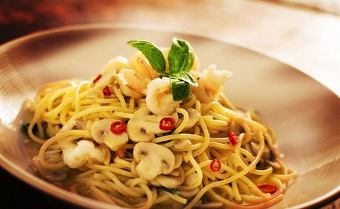 Machiavelli Restaurant - Tourism Hervey Bay 10
