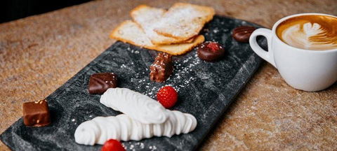 Machiavelli Restaurant - Tourism Hervey Bay 3