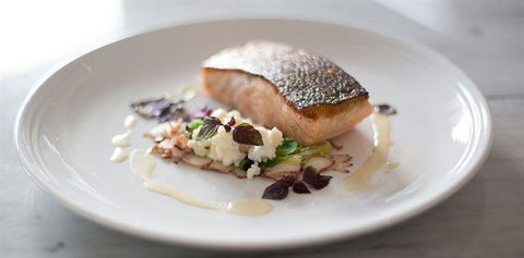 Q Dining - Hervey Bay Accommodation 5