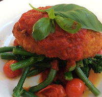 Red Hot  Green - Tourism Hervey Bay