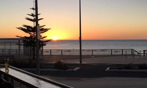 NINE 50 Restaurant & Bar - Hervey Bay Accommodation 4
