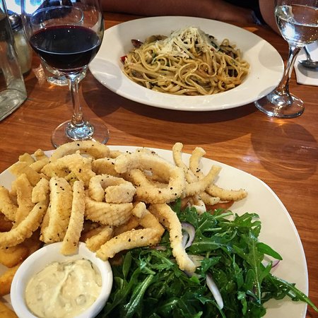 Carlucci's - Hervey Bay Accommodation 0