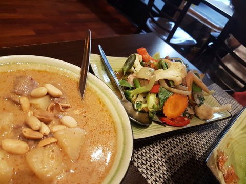Siam Kitchen - Tourism Hervey Bay 0