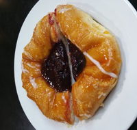 Cafe Cinque Lire - Hervey Bay Accommodation
