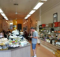 Yellow Belly Deli - Hervey Bay Accommodation