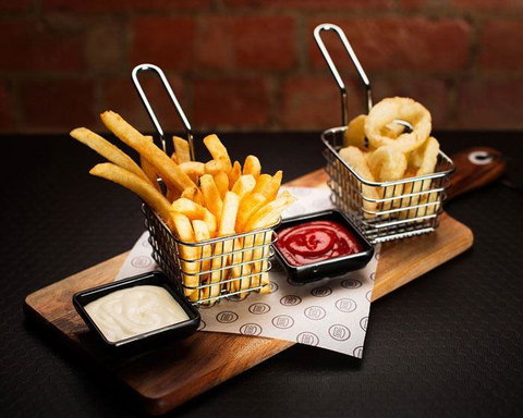 Chumley Warners Traditional British Fish & Chips - Hervey Bay Accommodation 5