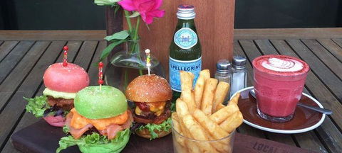 Simply Nile Cafe - Hervey Bay Accommodation 3
