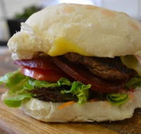 Pt. Leo Beach Kiosk - Hervey Bay Accommodation