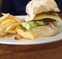 Foxy's - Hervey Bay Accommodation