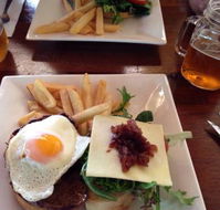 Glenrowan Hotel - Hervey Bay Accommodation