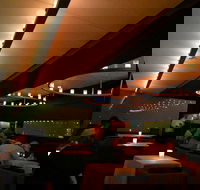 Icebergs Dining Room  Bar - Hervey Bay Accommodation