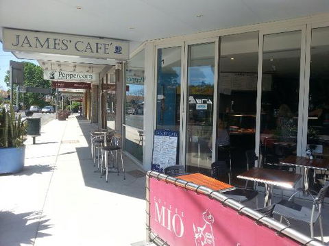 James' Takeaway Cafe - Tourism Hervey Bay 0