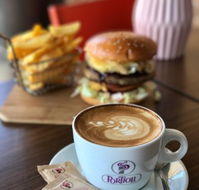 The Hideout Cafe  Pizza - Hervey Bay Accommodation