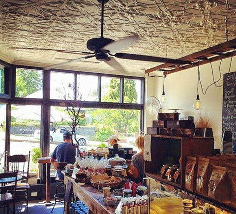 Blue Mist Cafe - Tourism Hervey Bay 4