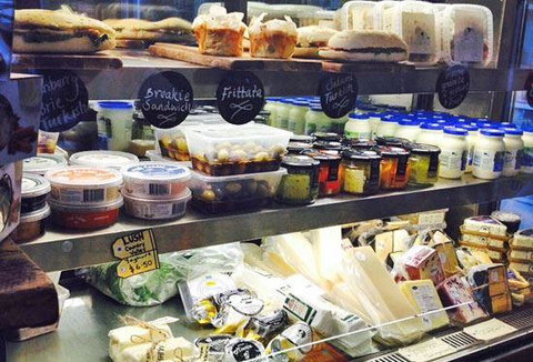 Blue Mist Cafe - Tourism Hervey Bay 8