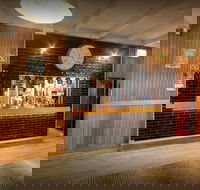 Lake Macquarie Hotel - Tourism Hervey Bay