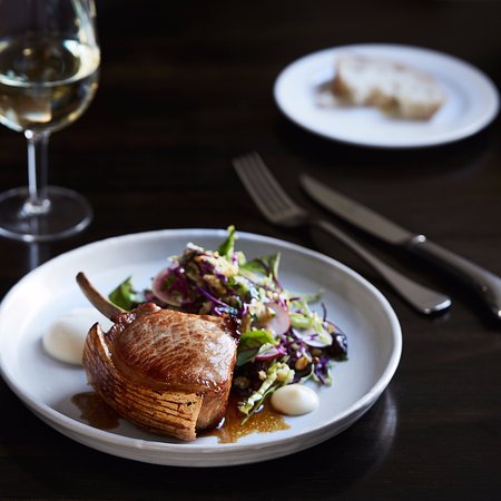 SOUTH On Albany - Hervey Bay Accommodation 0