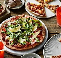 Crust Gourmet Pizza Bar Panania - Hervey Bay Accommodation
