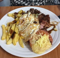 Peter'sCafe - Tourism Hervey Bay