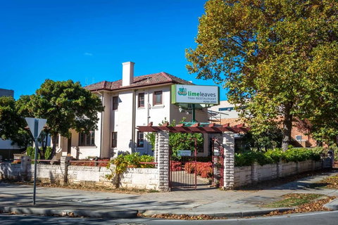 Lime Leaves - Hervey Bay Accommodation 0