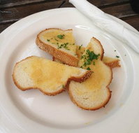 Oaks Brasserie and Yarralumla Gallery - Tourism Hervey Bay