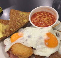 Saigon Bay Restaurant - Hervey Bay Accommodation