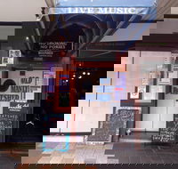 The Old Manly Boatshed - Hervey Bay Accommodation