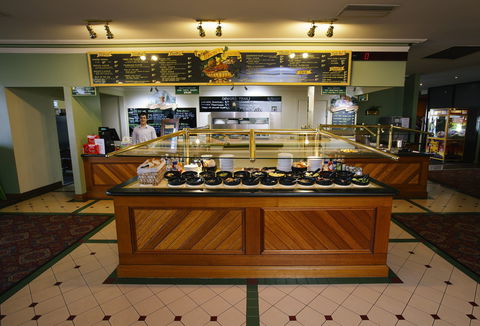 Macey's Bistro - Tourism Hervey Bay 2