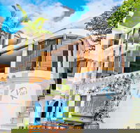 Rae's on Wategos - Tourism Hervey Bay