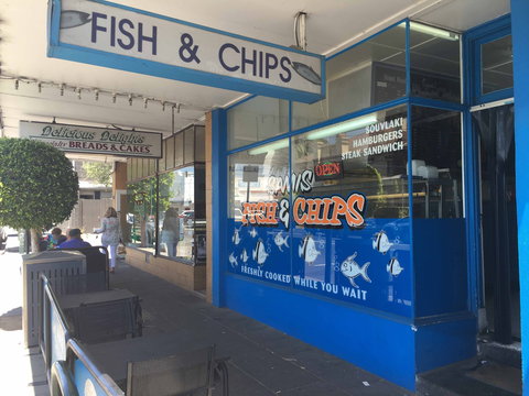 Sami's Fish & Chips - Hervey Bay Accommodation 0