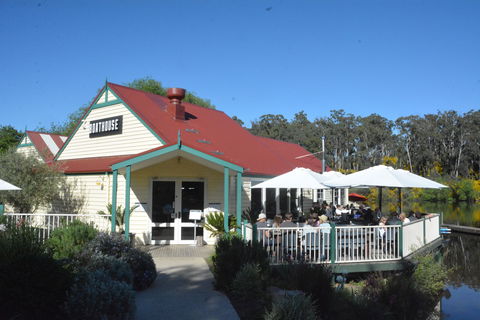 The Boathouse Restaurant At Lake Daylesford - Tourism Hervey Bay 0
