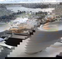 9 Lounge - Hervey Bay Accommodation