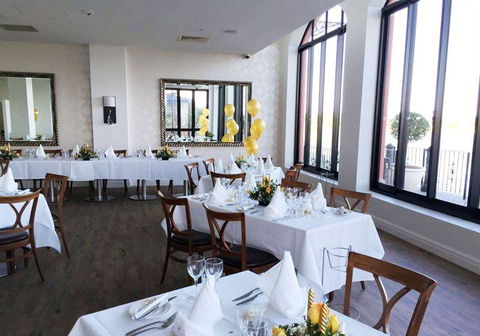 LakeFront Bistro - Tourism Hervey Bay 18