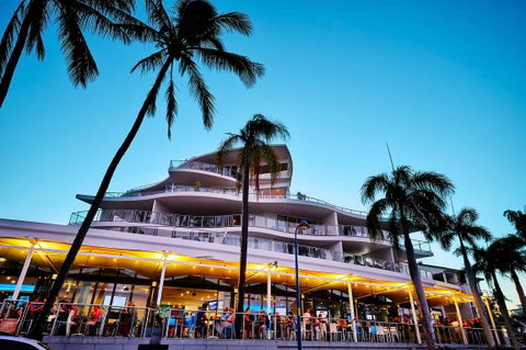 The Bayswater Bar And Grill - Hervey Bay Accommodation 0
