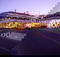 Jens Town Hall Hotel - Hervey Bay Accommodation
