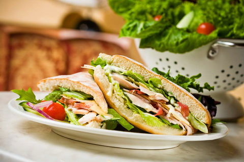 Shingle Inn - Carindale - Tourism Hervey Bay 0