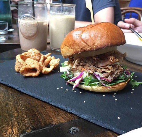 The Eclipse Cafe & Dining - Tourism Hervey Bay 0