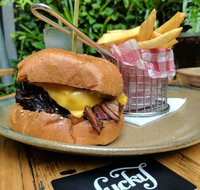 The Lucky Hotel - Hervey Bay Accommodation