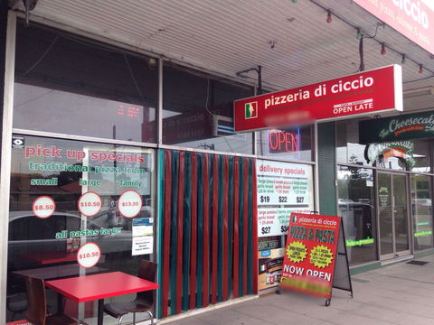 Pizzeria Di Ciccio - Tourism Hervey Bay 0
