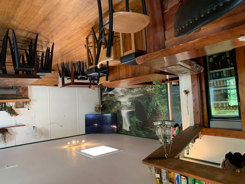Giants Table Restaurant - Tourism Hervey Bay 0