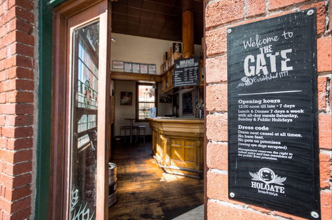 Holgate Brewhouse - Hervey Bay Accommodation 2